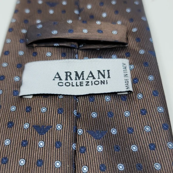 👔👔👔Armani Classic Clean-Styled Logo Men's Tie - 100% Pure Silk - Picture 5 of 6